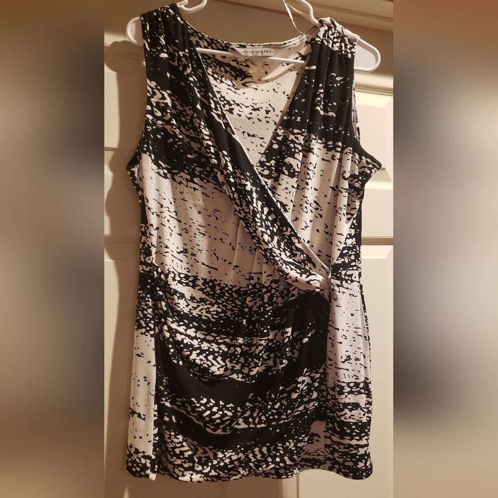 Elegant Black and White Women's Top
